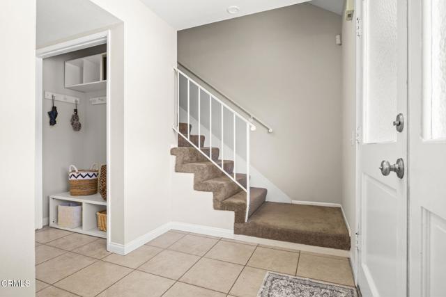 71 Mount Whitney Court, Ventura CA: https://media.crmls.org/mediaz/d8b37d98-bc42-4539-bf10-997654deef3c.jpg