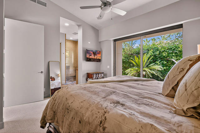 9 Rockcrest, Rancho Mirage CA: https://media.crmls.org/mediaz/d8b5a627-e960-4400-b12b-84b425ce9df1.jpg
