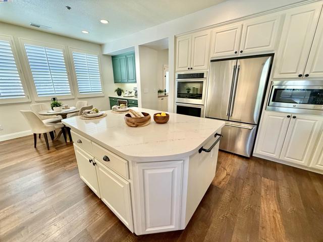 1164 Lexington Way, Livermore CA: https://media.crmls.org/mediaz/d8b60f75-6caf-426e-873e-5e0ca9ca5742.jpg