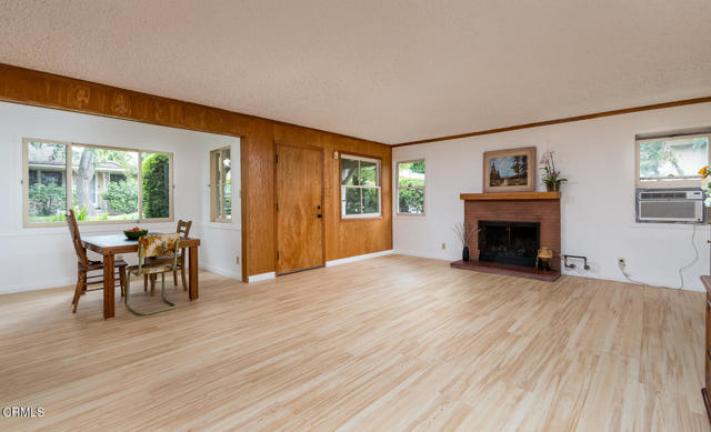 2238 Garfias Drive, Pasadena CA: https://media.crmls.org/mediaz/d8b6f85c-9a8a-4642-9067-c593bceaa070.jpg