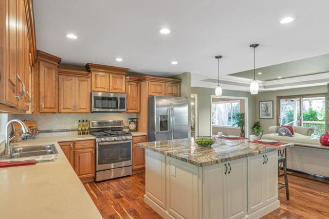 10260 Lucky Court, Gilroy CA: https://media.crmls.org/mediaz/d8b877b3-56a7-4a2d-ba66-e2d0b9b3d9f1.jpg
