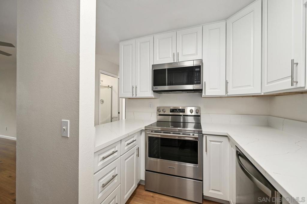 6182 Agee St - photo 20