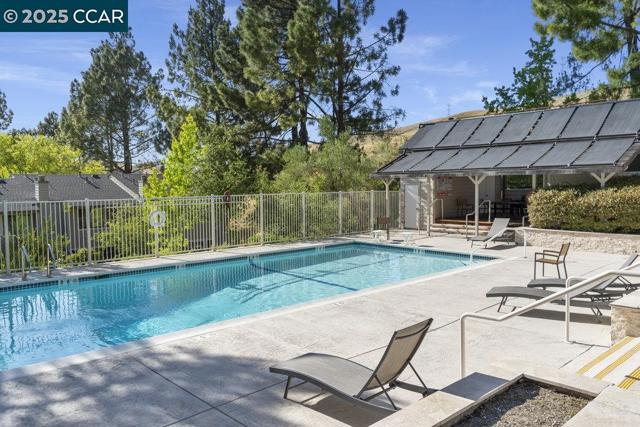 412 Woodminster, Moraga CA: https://media.crmls.org/mediaz/d8b9e9f9-744d-41af-9364-fcbe3a5275e9.jpg