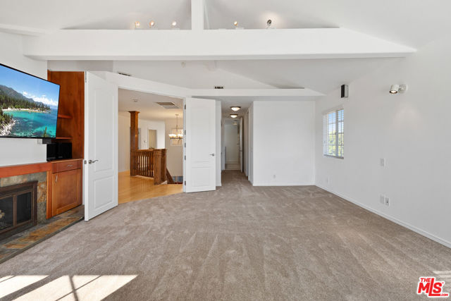 7412 Denrock Avenue, Los Angeles CA: https://media.crmls.org/mediaz/d8ba055e-f83e-4fa8-a2b0-c97b453997bd.jpg