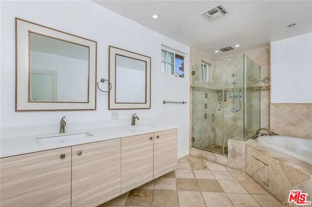 13201 Bloomfield Street, Sherman Oaks CA: https://media.crmls.org/mediaz/d8ba1fcd-6439-47f6-8099-0ec8c34fe4f8.jpg