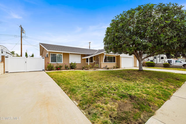 2707 Galindo Avenue, Simi Valley CA: https://media.crmls.org/mediaz/d8ba5b02-f420-4821-bcc1-76150153697a.jpg