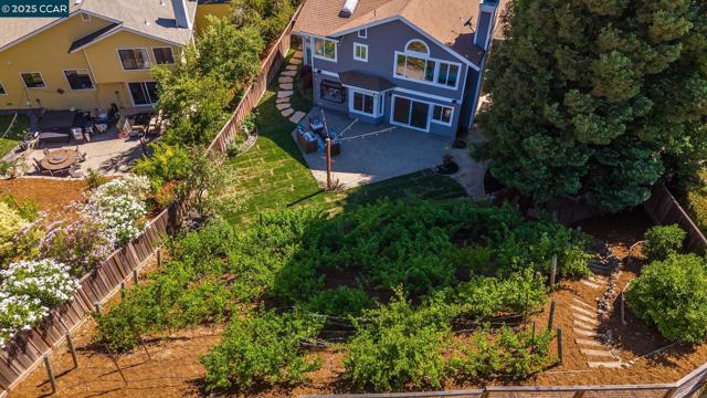 316 Valley High Dr, Pleasant Hill CA: https://media.crmls.org/mediaz/d8ba952f-df2b-4c4f-9621-47975b0b3d7c.jpg