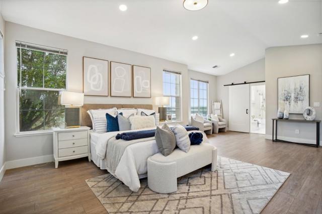 Image 12 of 33 For 998 Governors Bay Drive