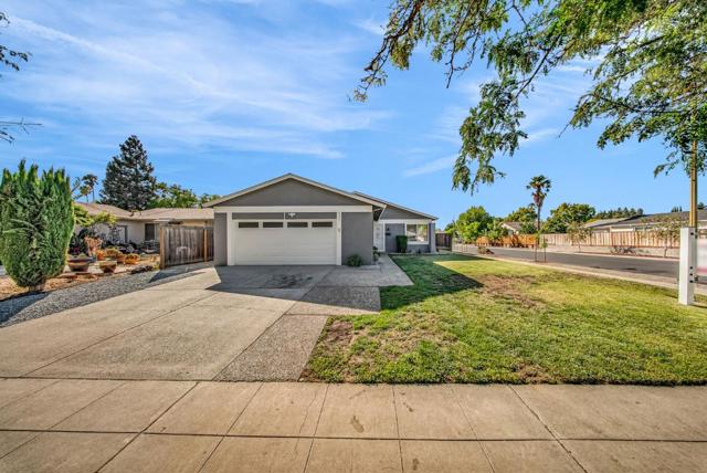 227 Martinvale Lane, San Jose CA: https://media.crmls.org/mediaz/d8bbfb30-8db1-4004-9046-40720409c281.jpg