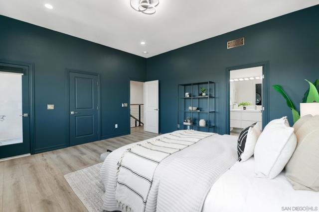 3739 31St St, San Diego CA: https://media.crmls.org/mediaz/d8bc2ca3-9e06-4c05-a0d8-9f30e6077718.jpg