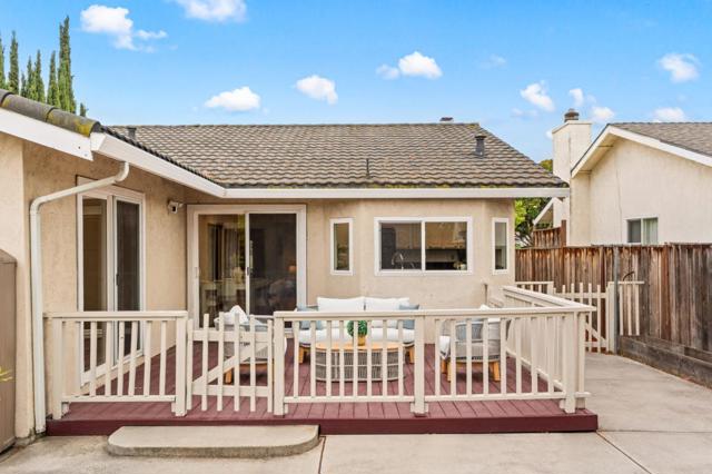 959 Reed Avenue, Sunnyvale CA: https://media.crmls.org/mediaz/d8bc6c53-0db8-481c-aaaf-16c7da53d8f7.jpg