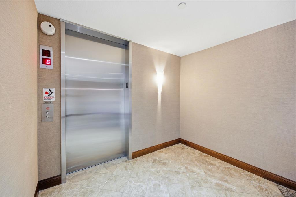 850 State - photo 16