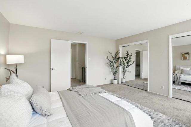 946 Laguna Avenue, Burlingame CA: https://media.crmls.org/mediaz/d8bdc495-2f6d-46ca-99cb-5dabdfb9465a.jpg