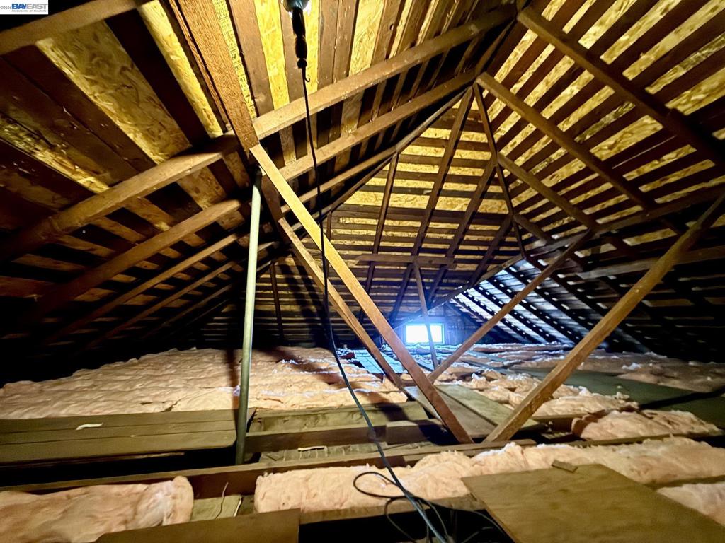 https://media.crmls.org/mediaz/d8bf5339-9dbe-4187-8415-95900e4be407.jpg?preset=X-Large