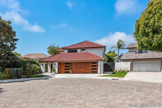 6675 Caminito Lindrick, La Jolla CA: https://media.crmls.org/mediaz/d8bf5954-7aa2-4a03-be8a-cc7b311263a8.jpg