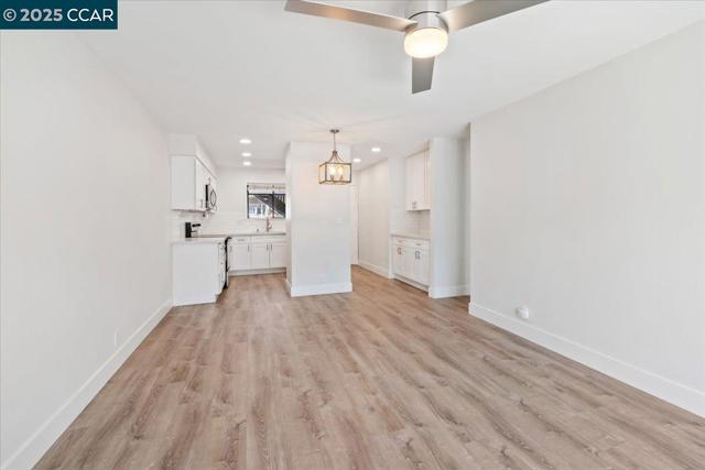 900 Southampton Rd, Benicia CA: https://media.crmls.org/mediaz/d8c04381-8d03-4700-8e36-b9619cc0faeb.jpg