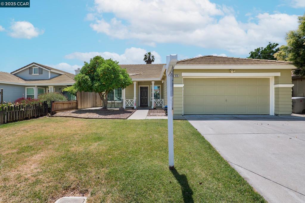 1635 Marenda Dr