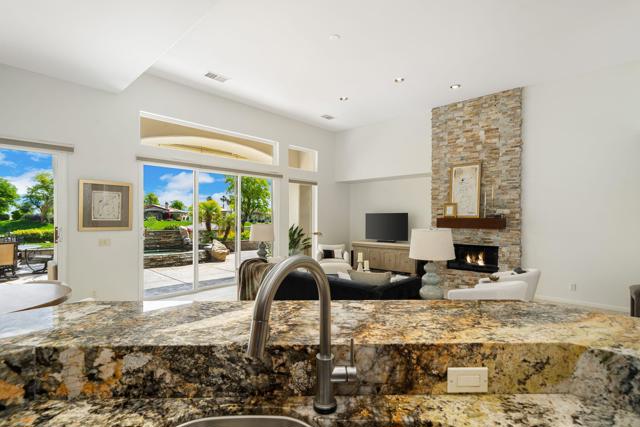 400 Tomahawk Drive, Palm Desert CA: https://media.crmls.org/mediaz/d8c18a15-e9f7-4548-9bd5-fb6aaa1d4041.jpg