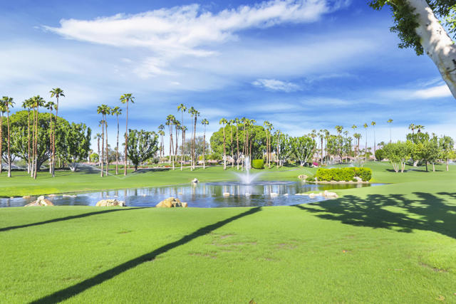 184 Ranch View Circle, Palm Desert, CA 92211