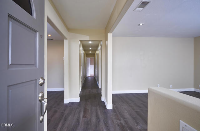 1700 Arlene Avenue, Oxnard CA: https://media.crmls.org/mediaz/d8c24bd3-37b3-4219-8ab7-29253c51a226.jpg