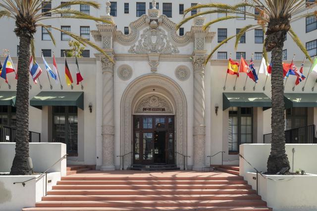 702 Ash St., San Diego CA: https://media.crmls.org/mediaz/d8c28bbb-5264-4865-860d-9e86816d6eac.jpg