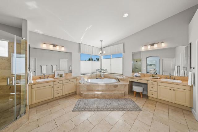 Detail Gallery Image 20 of 32 For 12833 Baywind, San Diego,  CA 92130 - 5 Beds | 4/1 Baths