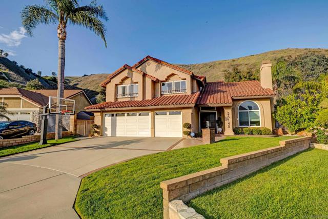 28145 Shady Meadow Ln, Yorba Linda CA: https://media.crmls.org/mediaz/d8c46c50-370e-41f0-a53c-1dc9ea6e58e6.jpg