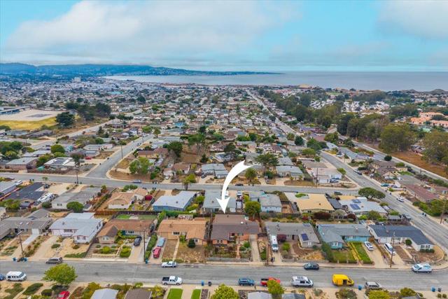 2065 Hacienda Street, Seaside CA: https://media.crmls.org/mediaz/d8c479da-43a7-43aa-8753-0592c7594da4.jpg