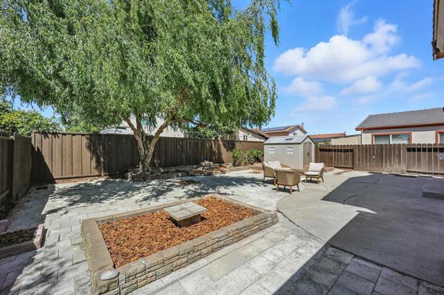 2507 Constellation Drive, Hayward CA: https://media.crmls.org/mediaz/d8c48267-01ed-418e-b952-46ac925c73f1.jpg
