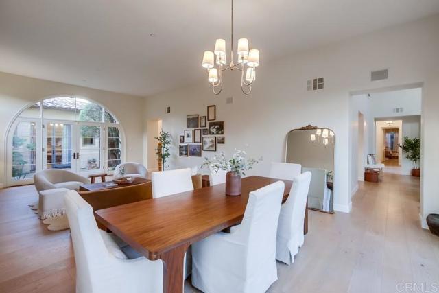 Detail Gallery Image 17 of 70 For 8308 Top O the Morning Way, San Diego,  CA 92127 - 5 Beds | 5/1 Baths