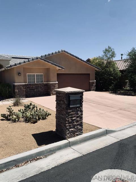 Image 5 of 6 For 72400 Cactus Dr