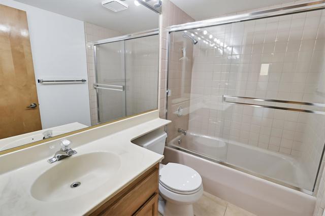 230 W Laurel Street, San Diego CA: https://media.crmls.org/mediaz/d8c555d1-879f-40a6-9e1f-33f7729b0471.jpg