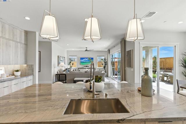 1685 Arione Street, Brentwood CA: https://media.crmls.org/mediaz/d8c6115e-c7f8-4f55-8b3c-e56760a8e7f0.jpg