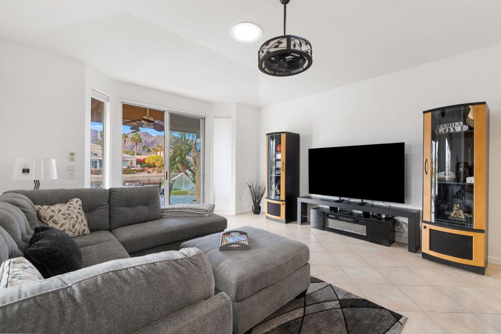 MLS #219123823DA img 44