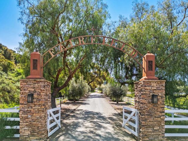 14224 Old Cole Grade Road, Pauma Valley CA: https://media.crmls.org/mediaz/d8c6e783-3bd9-4403-9c16-bd25fc05c20c.jpg