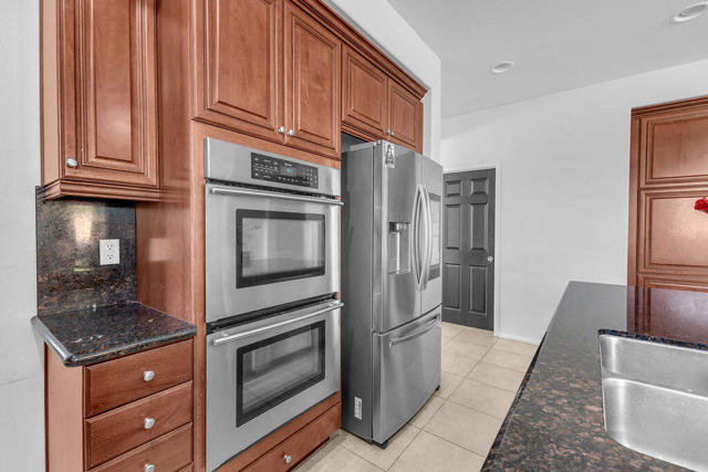 Image 16 of 67 For 37411 Bosley Street
