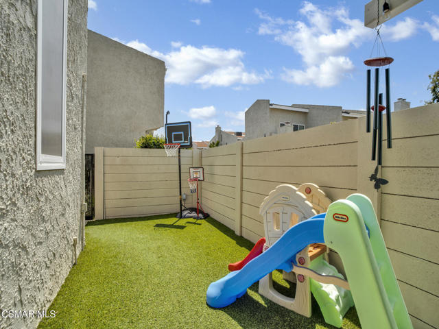 1938 Stow Street, Simi Valley CA: https://media.crmls.org/mediaz/d8c79a41-a84a-419d-9819-3f9731bfdcd3.jpg