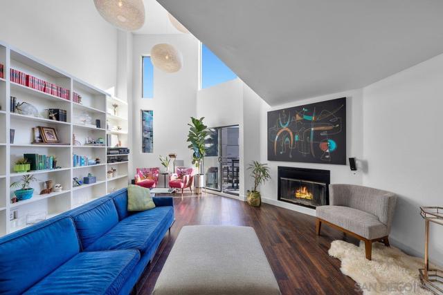 1830 N Alvarado St, Los Angeles CA: https://media.crmls.org/mediaz/d8c7f809-8030-476f-b387-9831bfd4f4e6.jpg