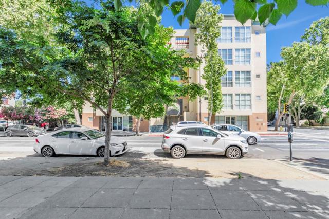 97 E Saint James Street, San Jose CA: https://media.crmls.org/mediaz/d8c82b32-6395-4a7b-82e6-e4914f379c52.jpg