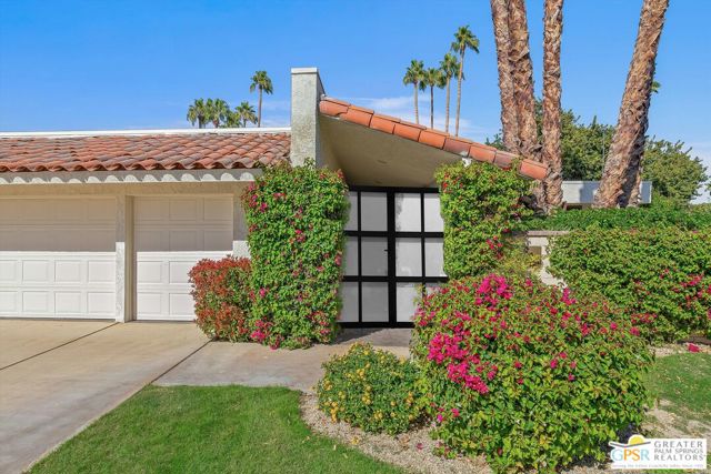 6 Trojan Court, Rancho Mirage CA: https://media.crmls.org/mediaz/d8c94423-1060-45d2-bec9-66e9f072d978.jpg