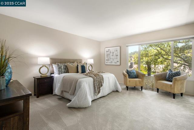 2155 Cactus Ct, Walnut Creek CA: https://media.crmls.org/mediaz/d8c9d4f3-e1ac-4ba6-96e3-cb8f4eff9570.jpg