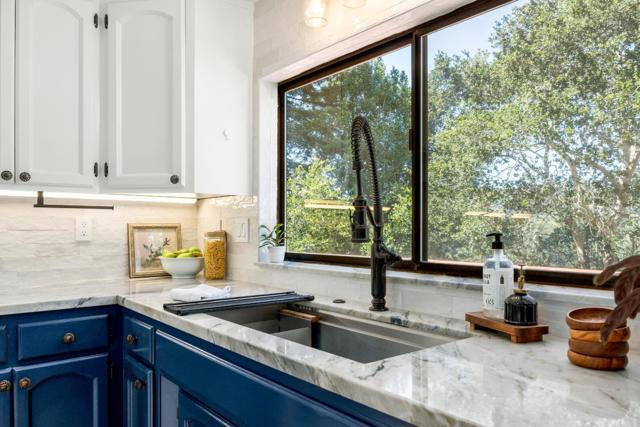 3357 Chardonnay Road, Soquel CA: https://media.crmls.org/mediaz/d8ca3a2d-d48f-4d5c-b78e-1dba5d908bba.jpg