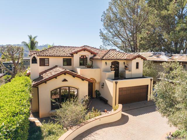 2563 Via Pisa, Del Mar CA: https://media.crmls.org/mediaz/d8ca4d9d-f938-43a3-b747-bdcef9836e0e.jpg
