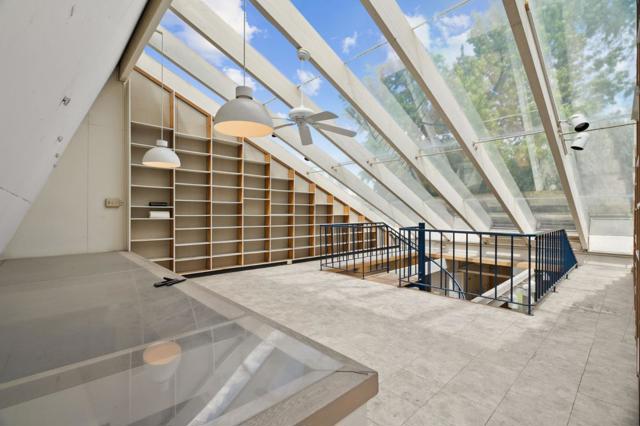 1736 Frobisher Way, San Jose CA: https://media.crmls.org/mediaz/d8cabfc5-deab-44fb-ac68-f5a167e47b98.jpg