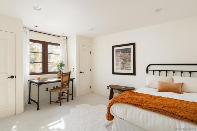 2563 Via Pisa, Del Mar CA: https://media.crmls.org/mediaz/d8cb65e3-77a2-4908-81f9-bc8de5fadbd5.jpg