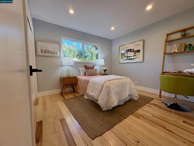 1472 Fairhaven Ct, San Jose CA: https://media.crmls.org/mediaz/d8cc9718-f543-4f67-ab85-e05d1eba71d8.jpg