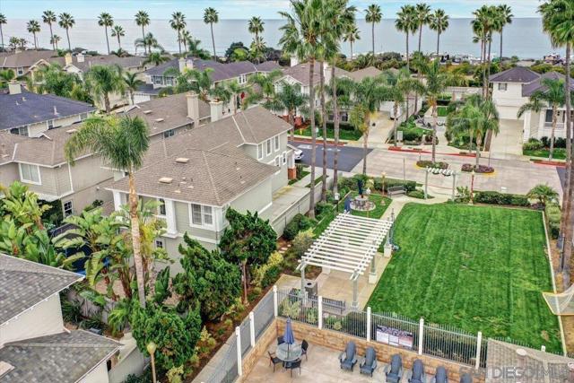 7052 Whitewater, Carlsbad CA: https://media.crmls.org/mediaz/d8cd01df-32e8-4f33-a29a-08526f634999.jpg