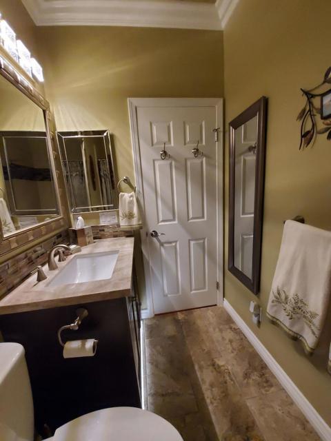 60553 Juniper Lane, La Quinta CA: https://media.crmls.org/mediaz/d8cd33e0-634f-4d6a-8c3a-b3efa98fc820.jpg