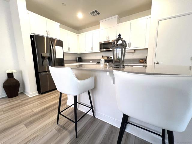Image 17 of 38 For 35140 Grove Trl