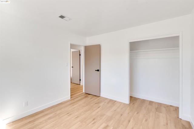 1908 New Jersey St, Fairfield CA: https://media.crmls.org/mediaz/d8cdf91b-1591-4098-b5b0-301033aa8945.jpg